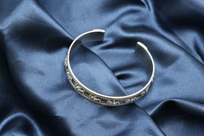 Rajwada Elephant Motif Antique Kada