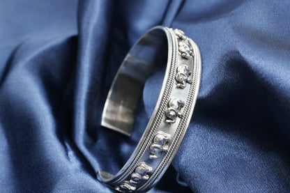 Rajwada Elephant Motif Antique Kada
