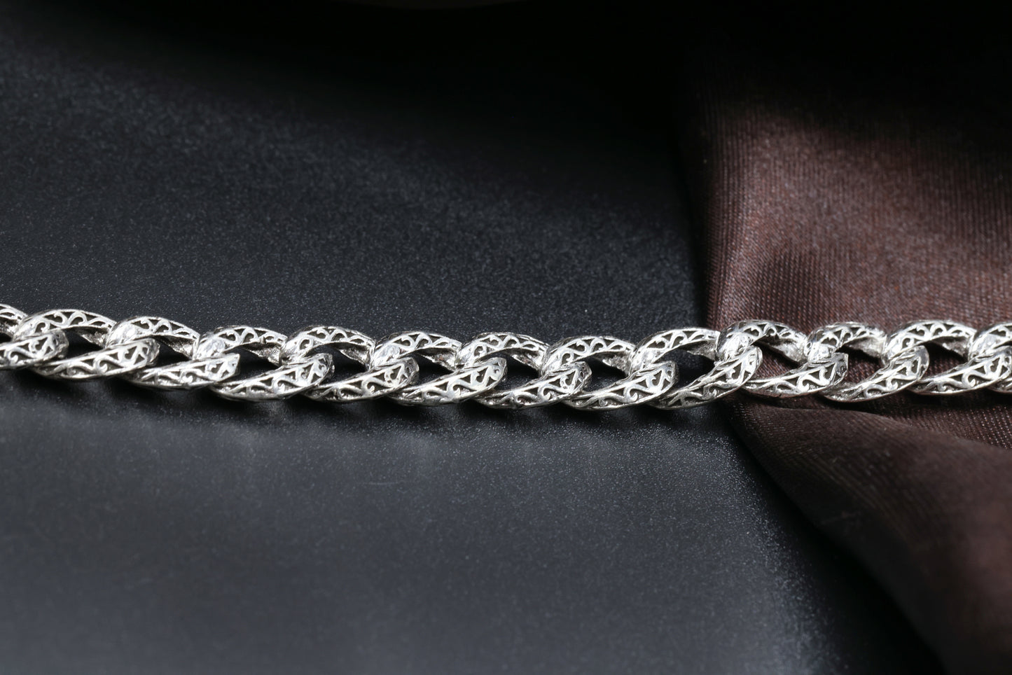 Royal Cuban link Antique Silver Men’s Bracelet