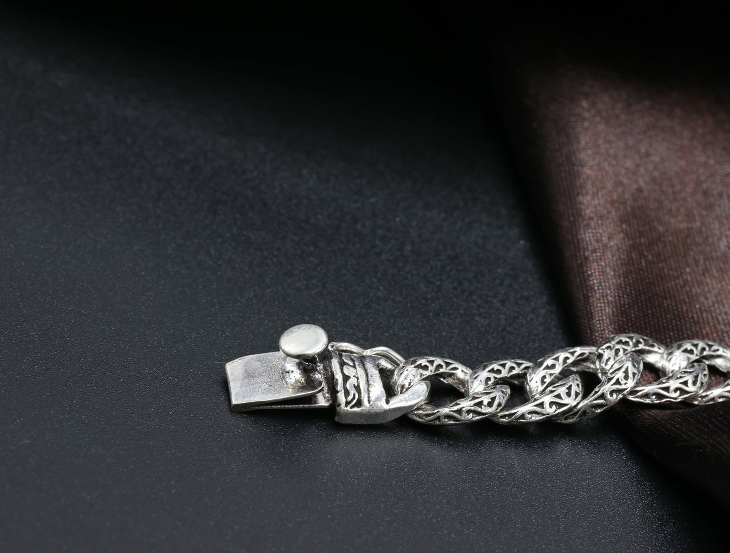 Royal Cuban link Antique Silver Men’s Bracelet