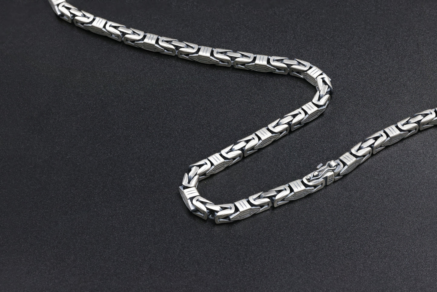 Imperial Grid Antique Silver Chain