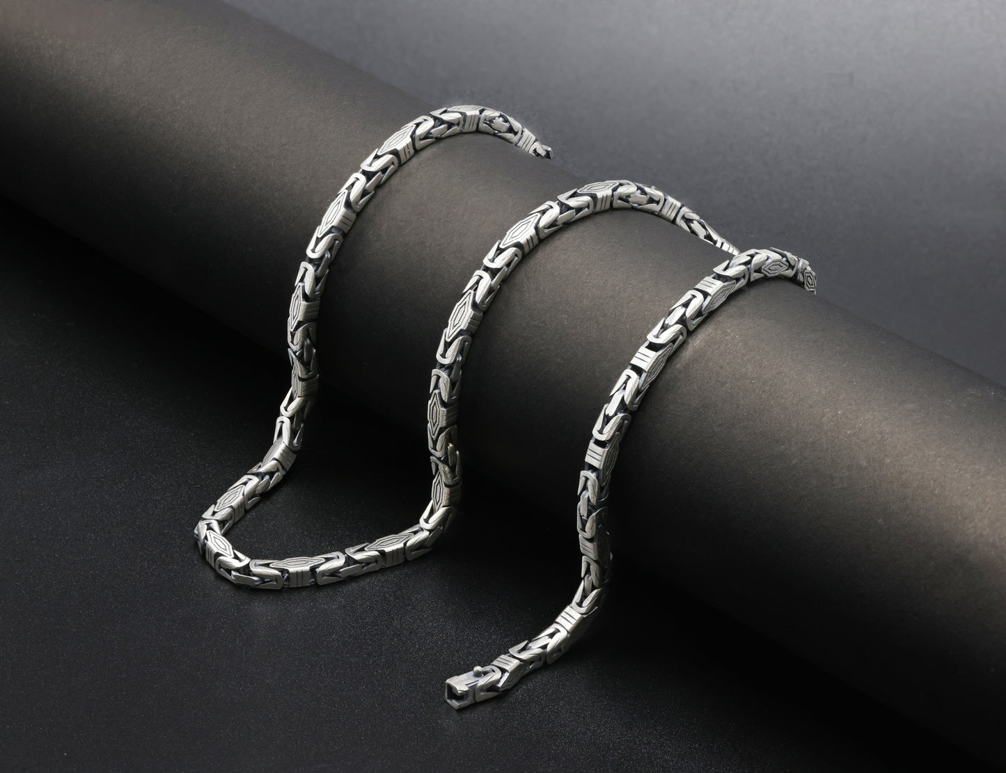 Imperial Grid Antique Silver Chain