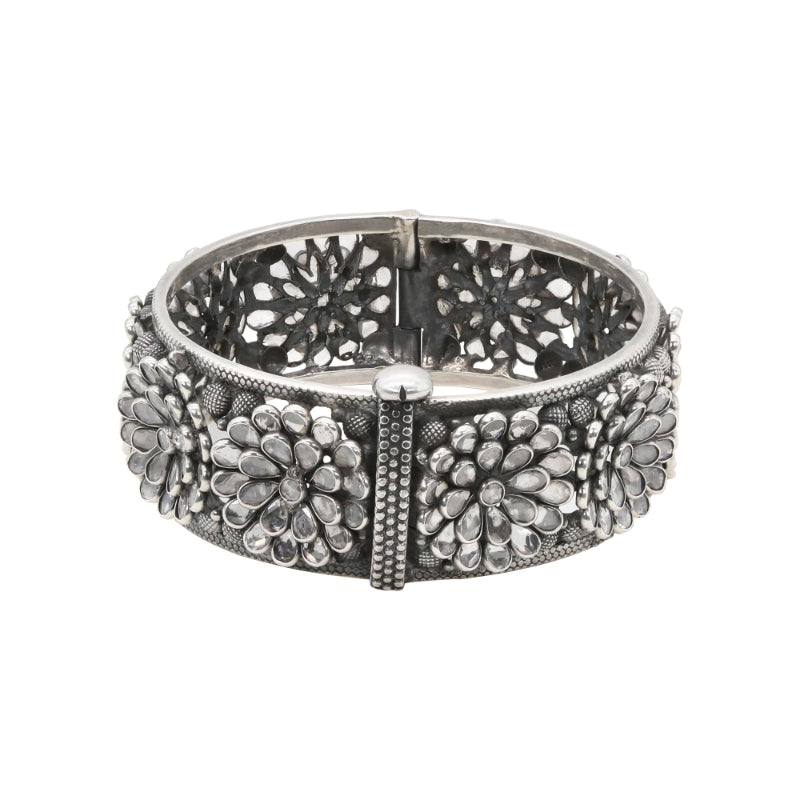 Pushpa Mudrika Open Bangle