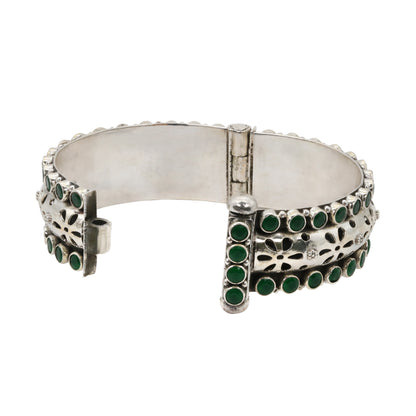 Harita Pushpa Bangle