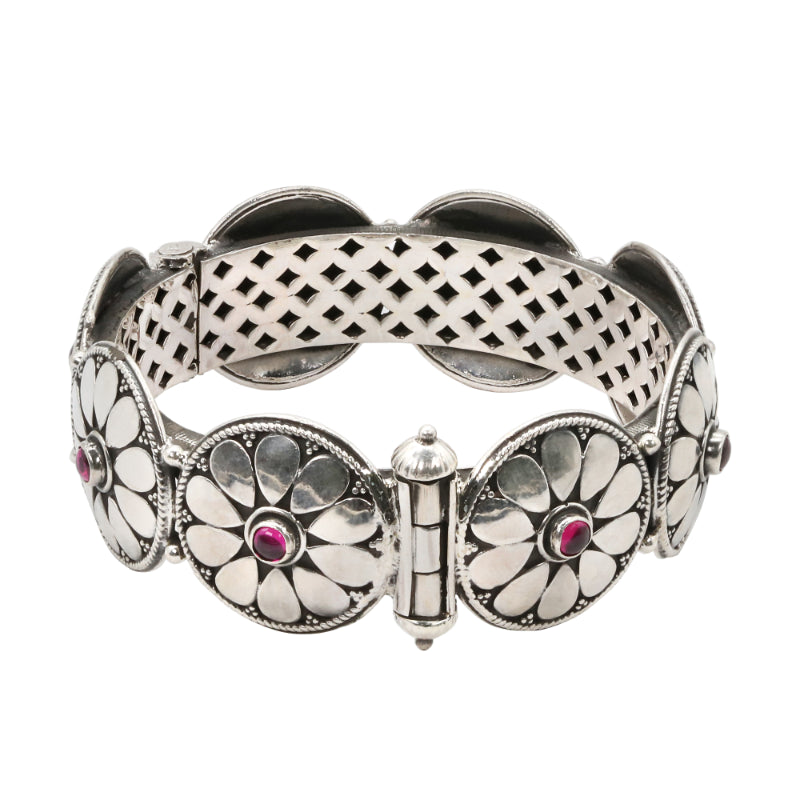 Triveni Harit Bangle