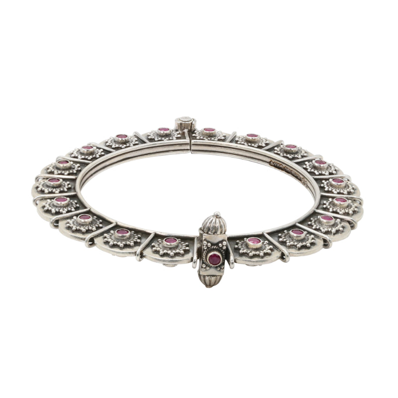 Ratna Pankaj Bangle