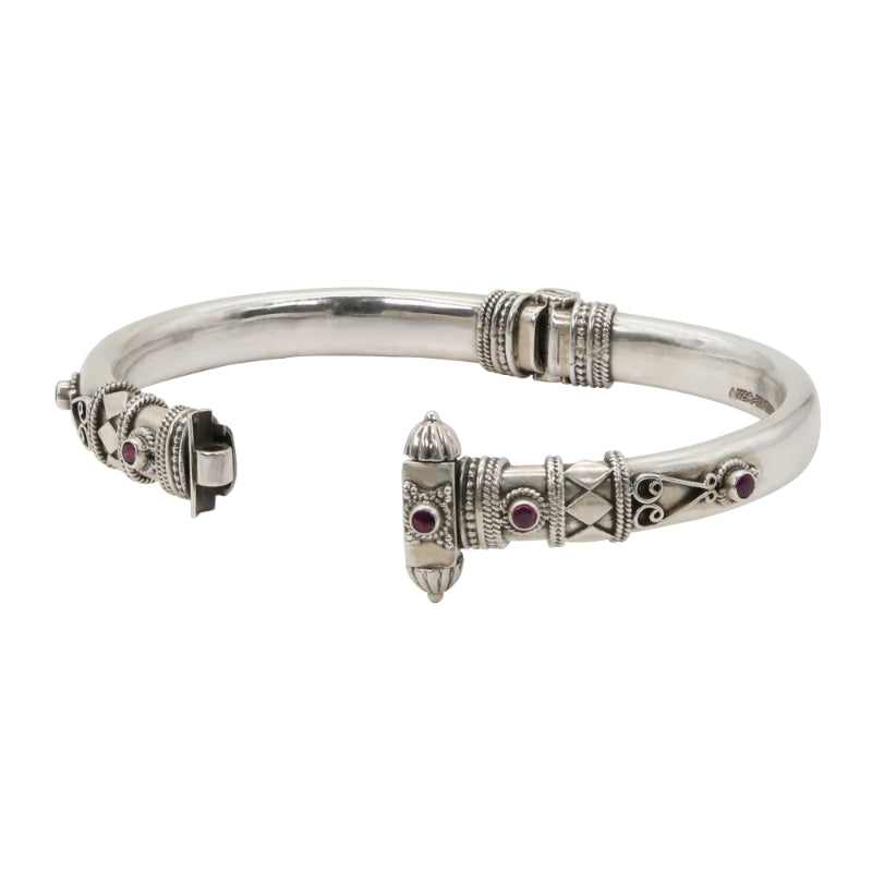 Mandira Manikya Bangle