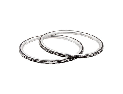 Ladies Sleek Bangles