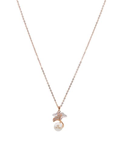 Lustrous Pearl Cluster Chain Pendant