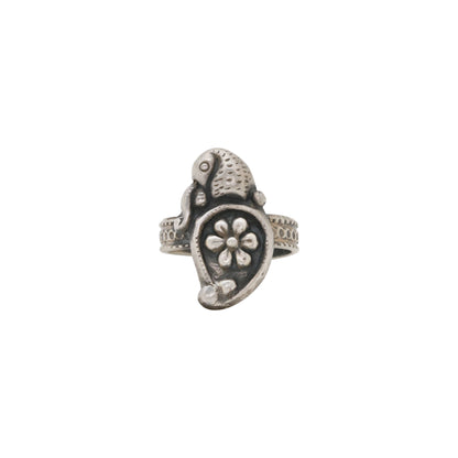 Sculpted Silver Crest Ring
