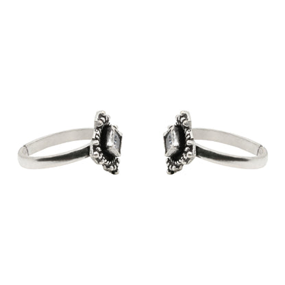 Square Sparkle Toe Rings